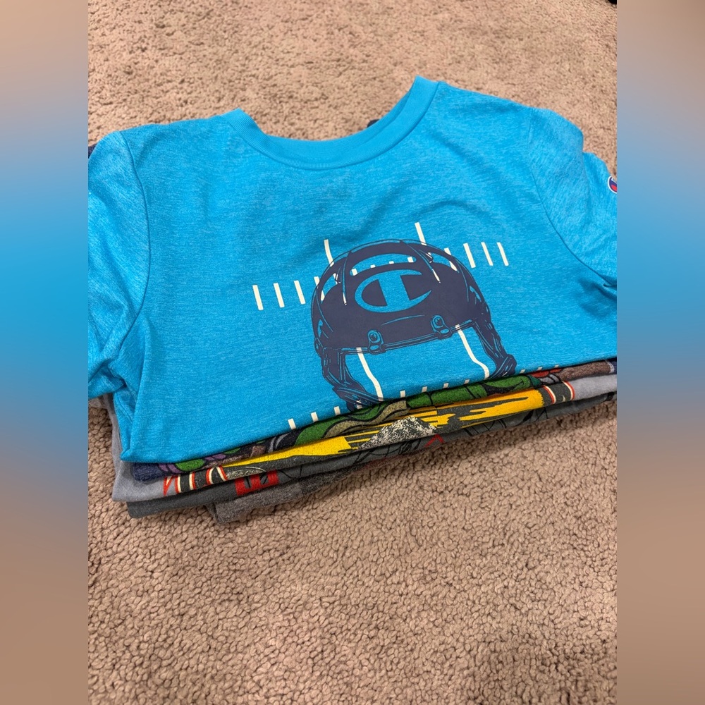 Lot of 6 - 4/5 shirts